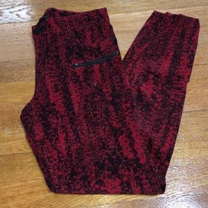 SANCTUARY RED SNAKESKIN PANTS SIZE 27
